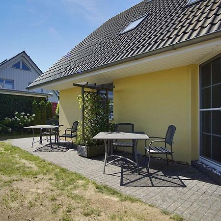 Nah Am Meer, Ruhige Lage, Gratis Nutzung Vom Ahoi Erlebnisbad Und Sauna In Sellin - Haus Inselblick Fewo 01 Goehren  Exterior foto