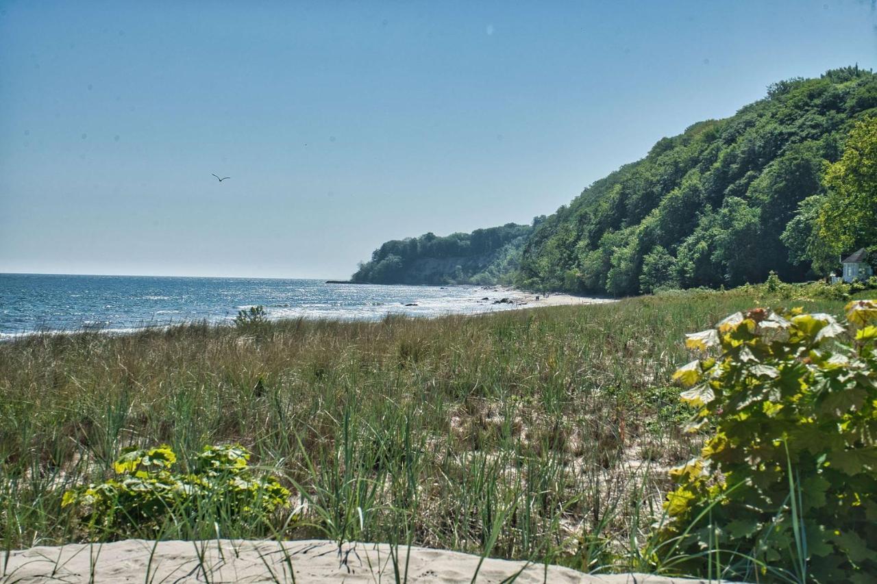 Nah Am Meer, Ruhige Lage, Gratis Nutzung Vom Ahoi Erlebnisbad Und Sauna In Sellin - Haus Inselblick Fewo 01 Goehren  Exterior foto