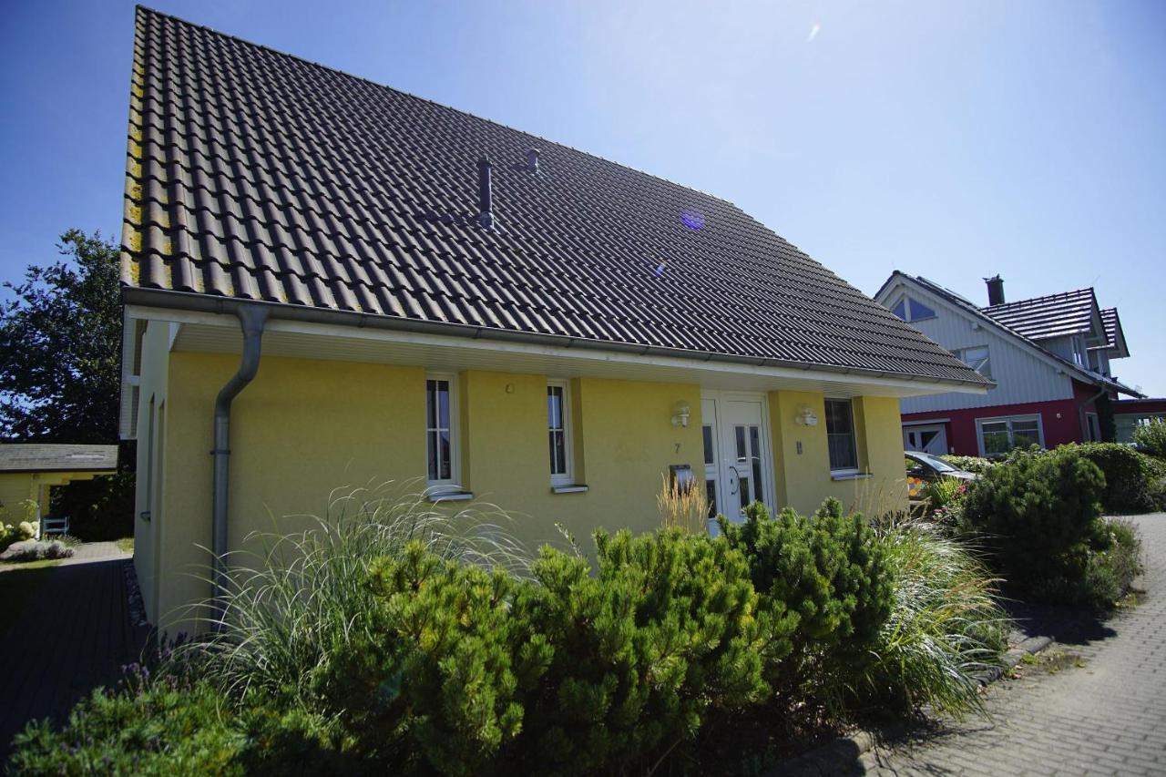 Nah Am Meer, Ruhige Lage, Gratis Nutzung Vom Ahoi Erlebnisbad Und Sauna In Sellin - Haus Inselblick Fewo 01 Goehren  Exterior foto