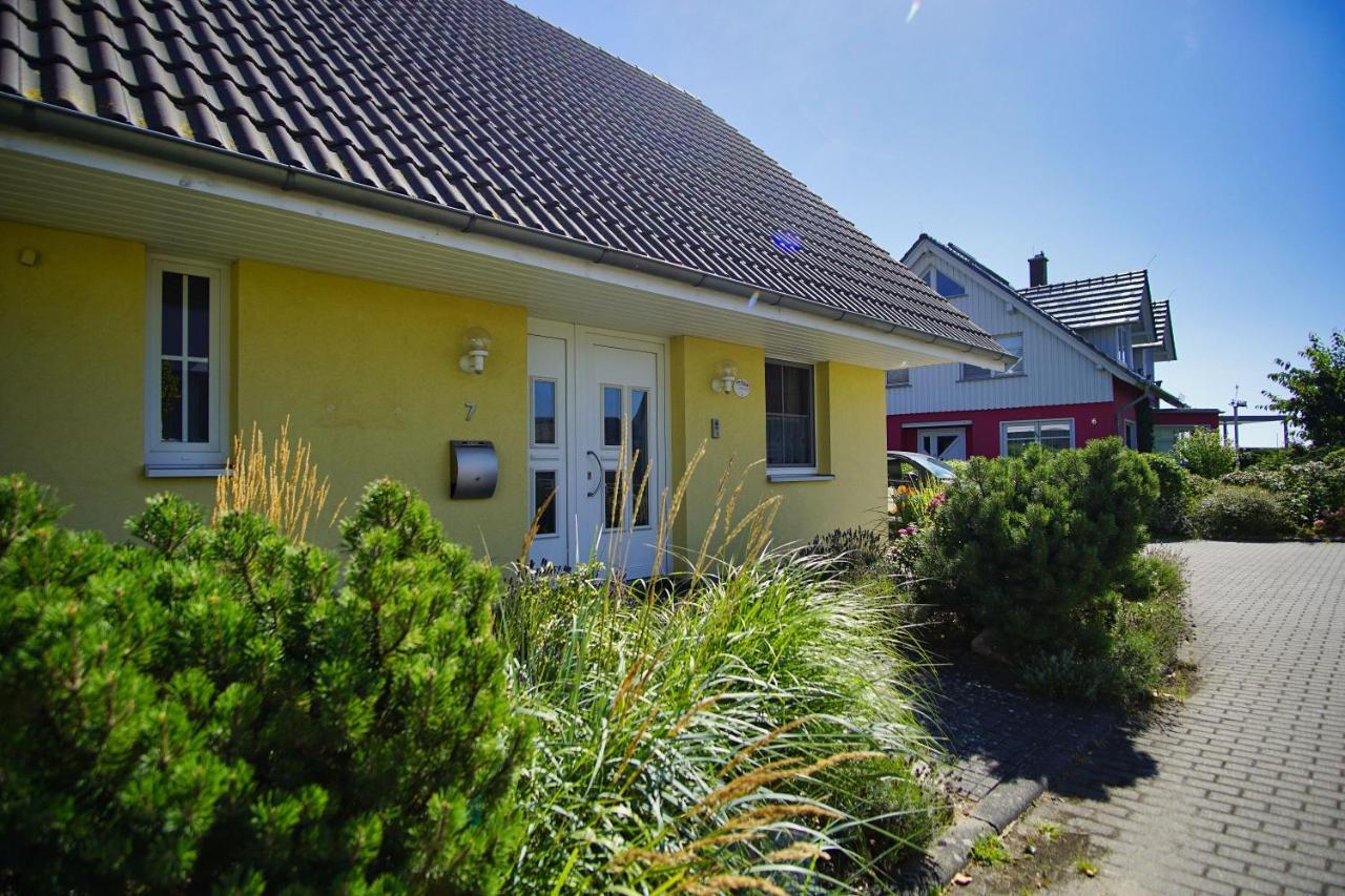 Nah Am Meer, Ruhige Lage, Gratis Nutzung Vom Ahoi Erlebnisbad Und Sauna In Sellin - Haus Inselblick Fewo 01 Goehren  Exterior foto